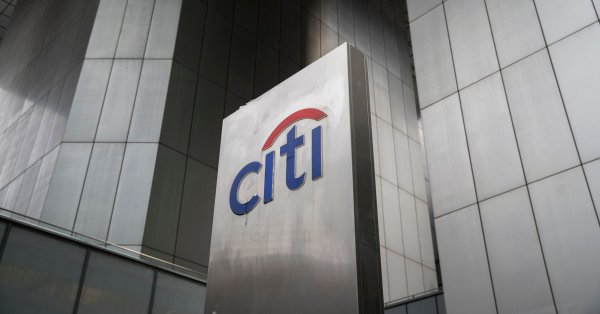 Citi е добавила 370 млн долара към резервите си за изгубени