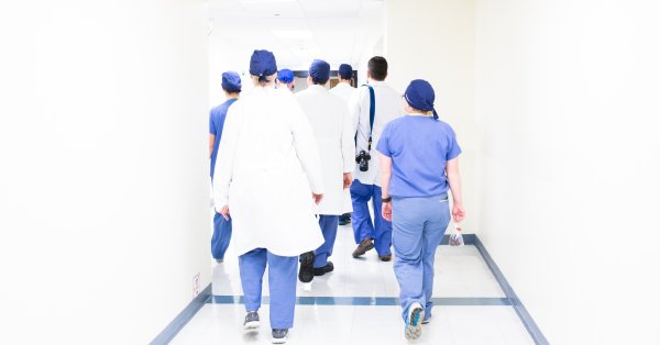 Защо 50 болници в страната са на ръба на оцеляването Общата