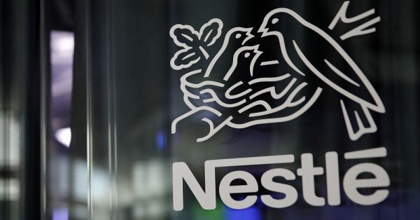 Потребителите избират премиум продуктите въпреки поскъпващия животИнвеститори искат от Nestle