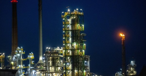 Роснефт каза че този ход представлява експроприация на капиталови активи