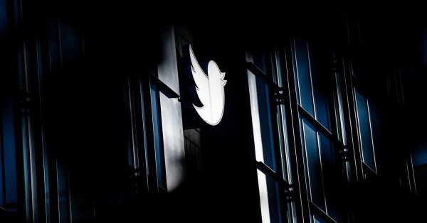 Twitter предлага на рекламодателите щедри стимулиСлед разговор с Тим Кук Мъск