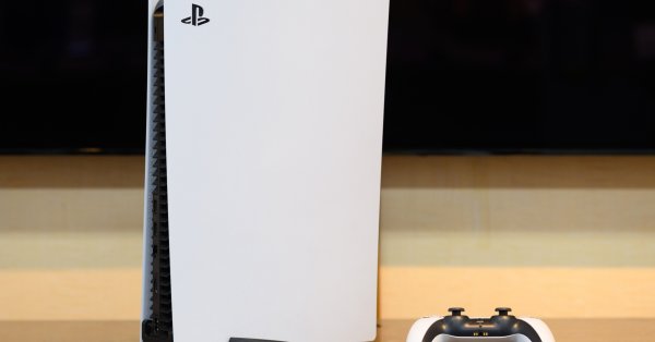 Sony няма да повишава цената на PS5 за САЩ, предава CNBC. Световната