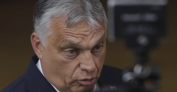 Орбан се представя пред избирателите си не само като човек