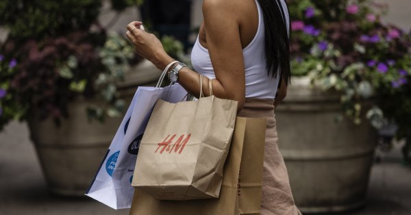 Собственикът на Zara – Inditex в сряда отчете 25 скок