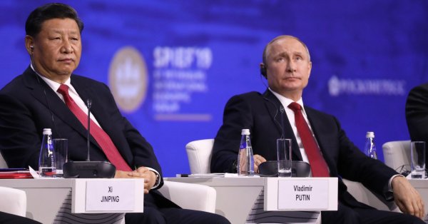 Еманюел Макрон стана първият президент на Франция който е преизбран