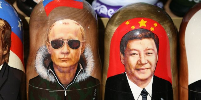 Си Дзинпин призова за политическо решение на войната в УкрайнаОсвен