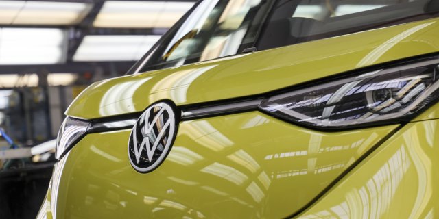 Въпреки стабилизирането обаче през първите 11 месеца на годината Volkswagen