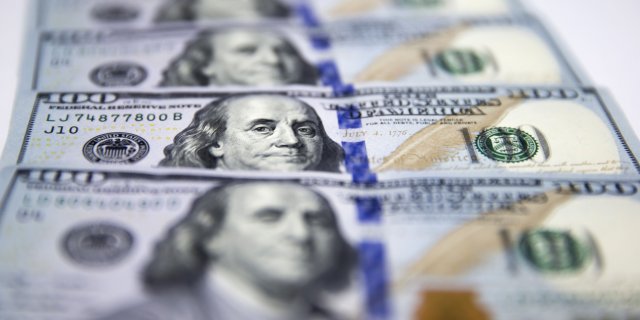 Краткият но много интензивен флирт на Вашингтон с донорите от