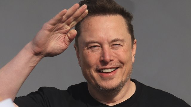 Dans quelle mesure Tesla devrait-il se battre pour attirer l’attention de Musk ?