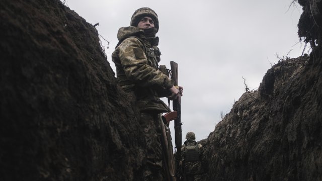 Русия твърди, че е убила стотици украински военни при ракетен