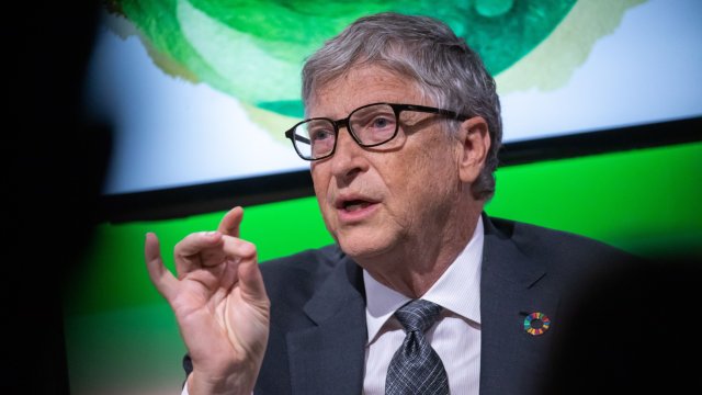 Според Гейтс ще са нужни няколко години преди проблемите да