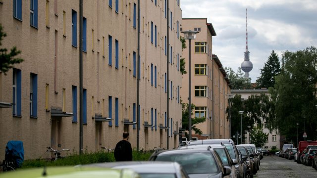 По високите лихви възпират много европейци от покупка на жилище