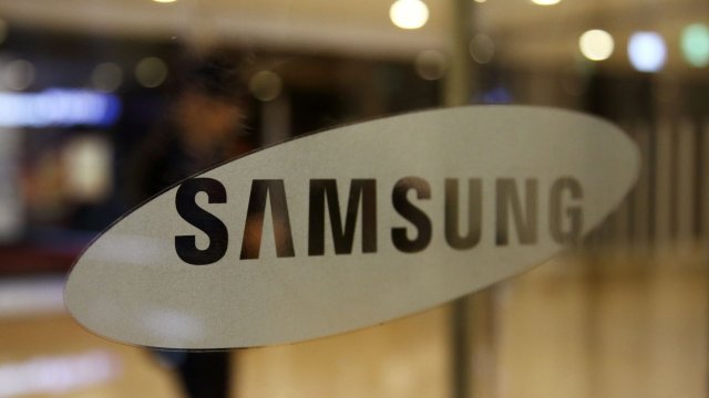 През януари Samsung заяви че възнамерява да задържи капиталовите си