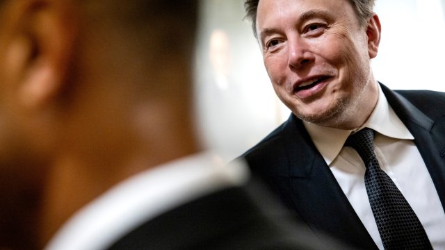 Comment Elon Musk pense-t-il que ses nouveaux supercalculateurs soutiendront ses différentes entreprises ?