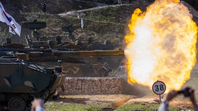 Полша вече обяви че също ще изпрати 14 танка Леопард