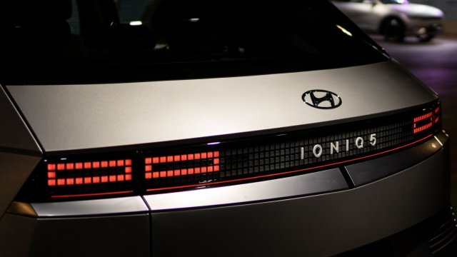 През май миналата година Hyundai заяви че ще инвестира 5 5