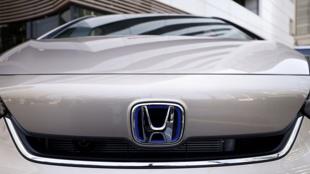 Глобалните продажби на автомобили на Honda се понижават с 8 7