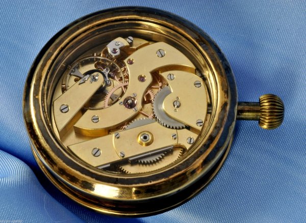 
	Patek Philippe Observatory Chronometer

	Цена: 24 000
