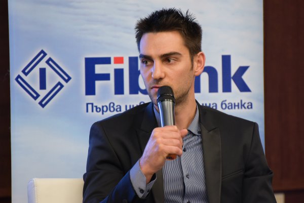 
	Дарин Маджаров, създател на онлайн платформа Уча.се.
