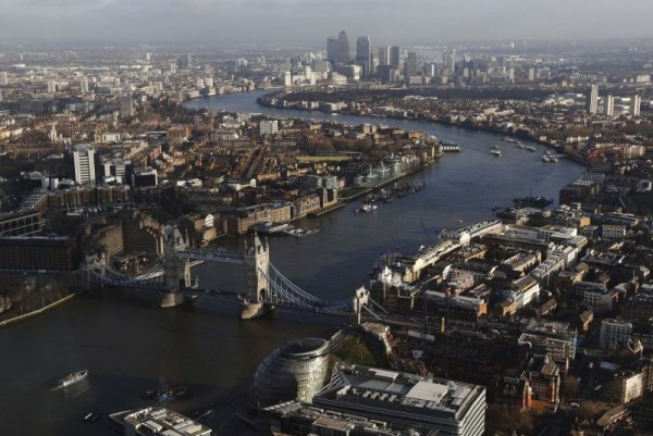 
	Средната цена за кв. м. луксозна жилищна площ в британската столица достига 57 048 долара.

	Снимка: Ройтерс
