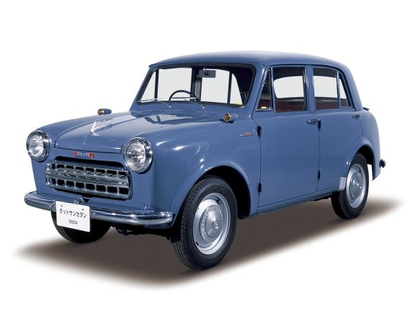 
	Datsun 113 е бил в производство между юни 1956 г. и септември 1957 г. &nbsp;
