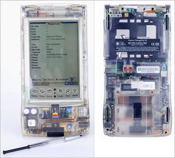 
	С този прототип на Lindy MessagePad Айв започва да експериментира с прозрачните пластмаси.
