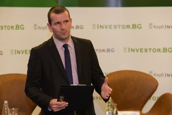 
	Иван Нончев, модератор на дискусията и водещ на &quot;Бизнес старт&quot; по&nbsp;Bloomberg TV Bulgaria
