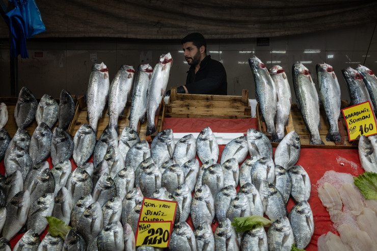 Турците изпитват затруднения с нарастващите цени. Снимка: Никол Тънг/Bloomberg LP